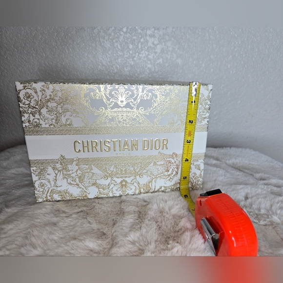Christian Dior Gift Box Set & Travel Size Products - Picture 10 of 16
